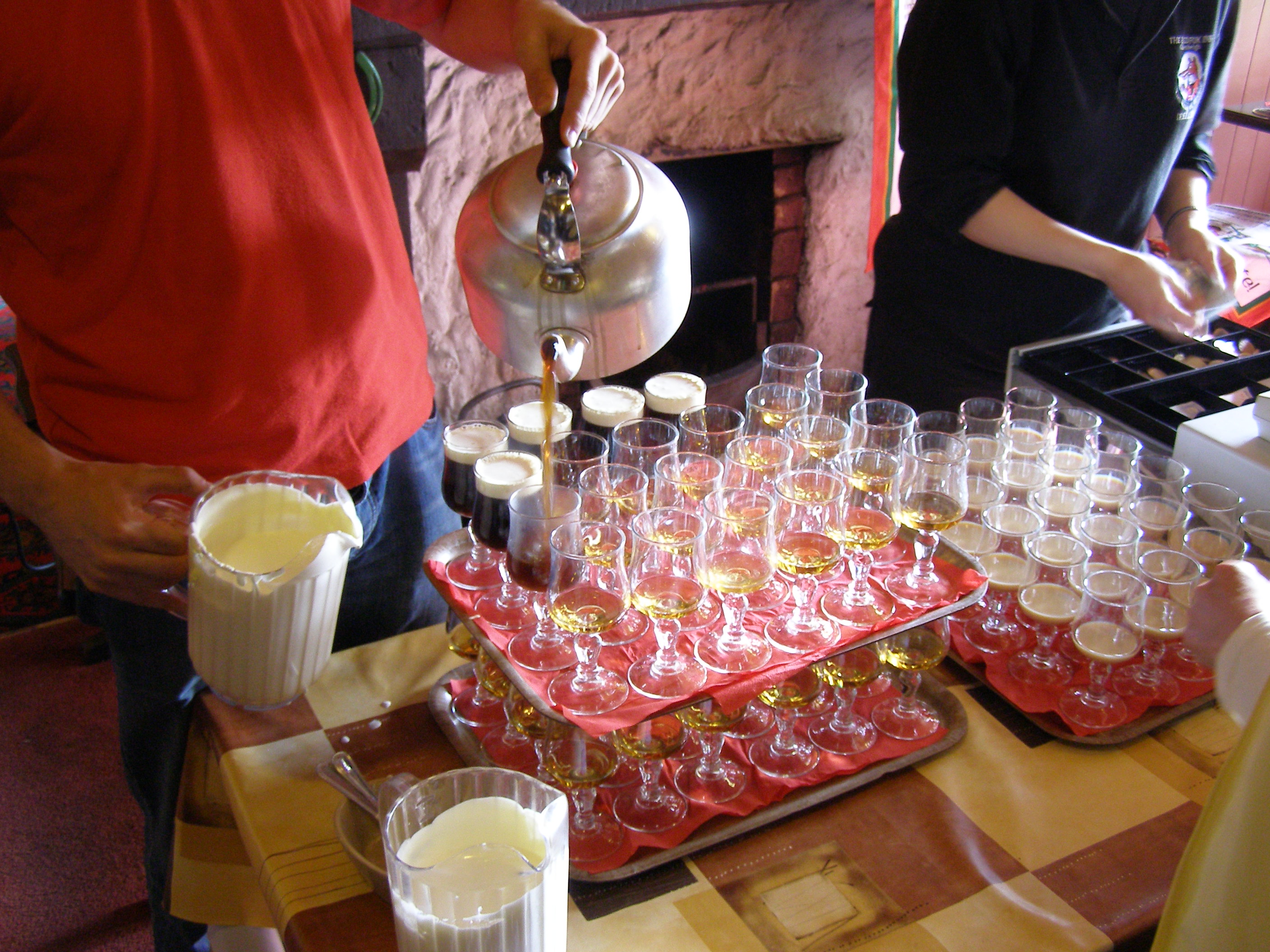 077-Pub RedFox.JPG